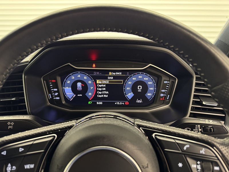 Audi A1 1.0 TFSI 30 S line Sportback Euro 6 (s/s) 5dr - U119687