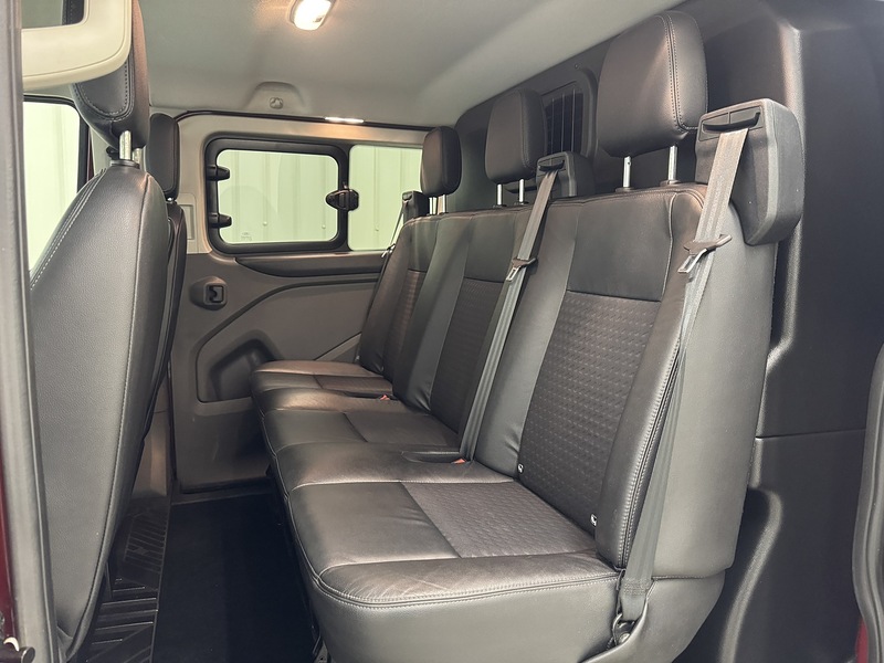 Ford Transit Custom 2.0 320 EcoBlue Sport Crew Van Double Cab 5dr Diesel Manual L1 H1 Euro 6 (s/s) (185 ps) - U119692