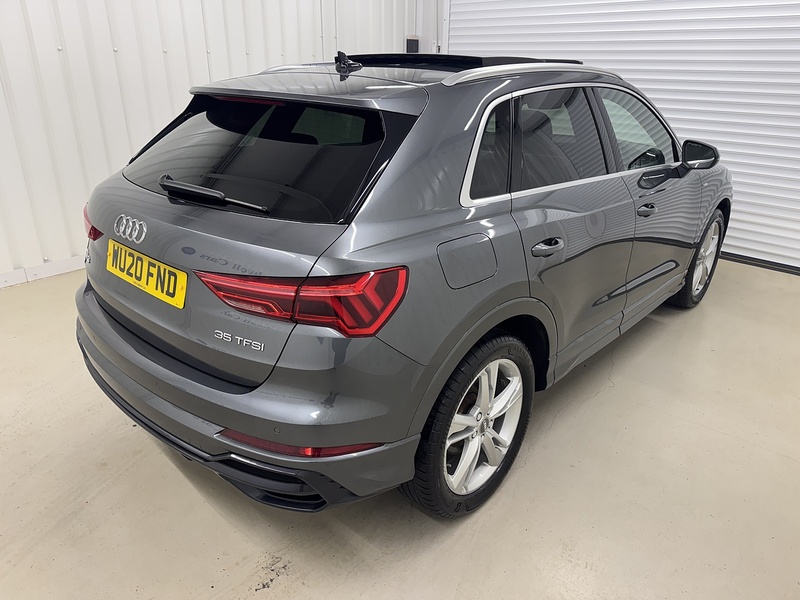 Audi Q3 1.5 TFSI CoD 35 S line SUV 5dr Petrol S Tronic Euro 6 (s/s) (150 ps) - U119694