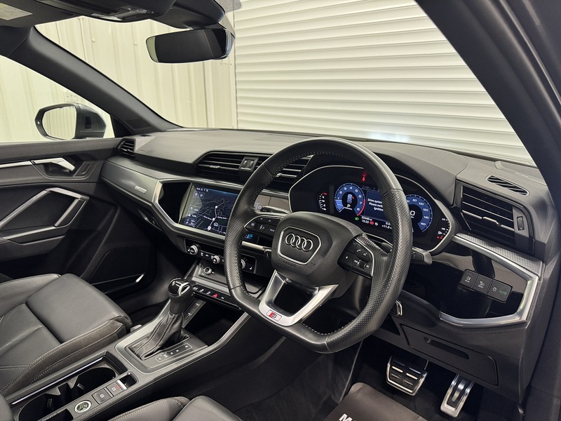 Audi Q3 1.5 TFSI CoD 35 S line SUV 5dr Petrol S Tronic Euro 6 (s/s) (150 ps) - U119694