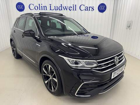 Volkswagen Tiguan TSI R-Line SUV 1.5 Automatic Petrol