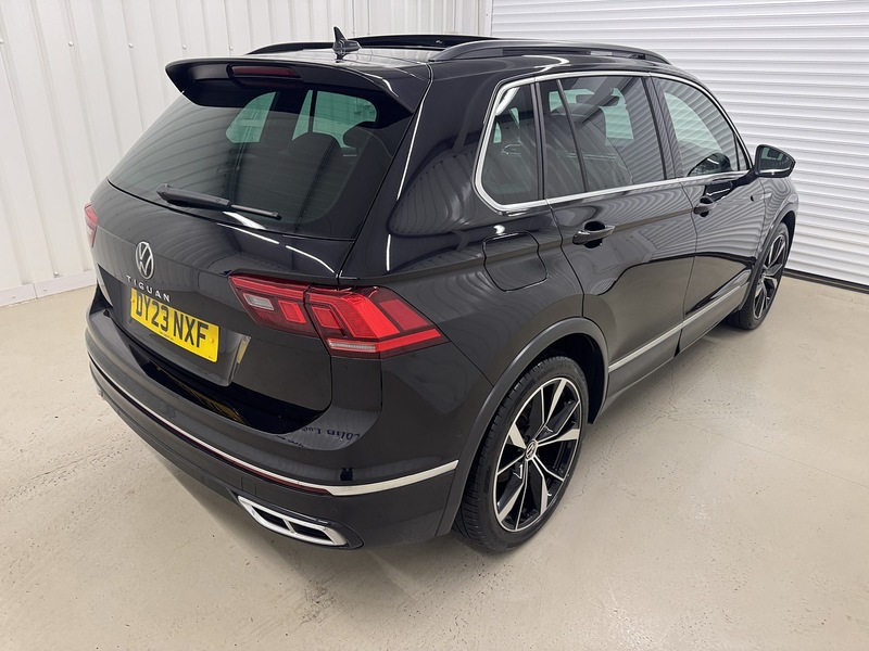 Volkswagen Tiguan 1.5 TSI R-Line SUV 5dr Petrol DSG Euro 6 (s/s) (150 ps) - U119695