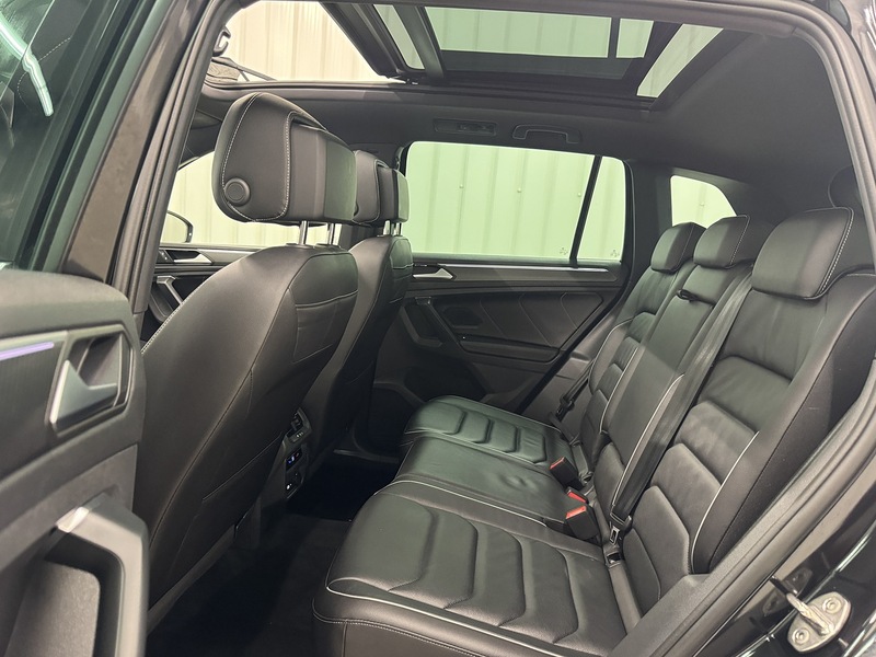 Volkswagen Tiguan 1.5 TSI R-Line SUV 5dr Petrol DSG Euro 6 (s/s) (150 ps) - U119695
