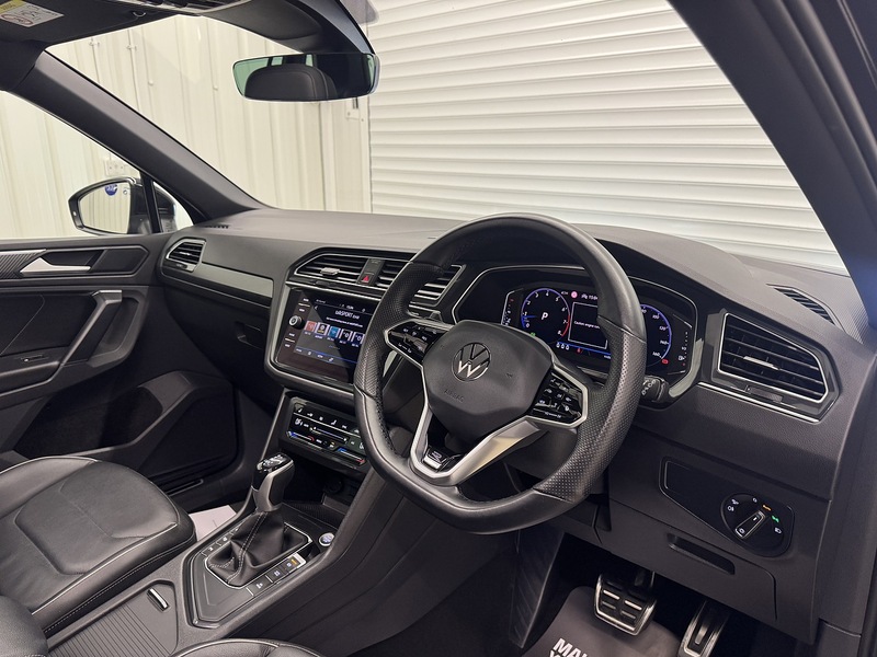 Volkswagen Tiguan 1.5 TSI R-Line SUV 5dr Petrol DSG Euro 6 (s/s) (150 ps) - U119695