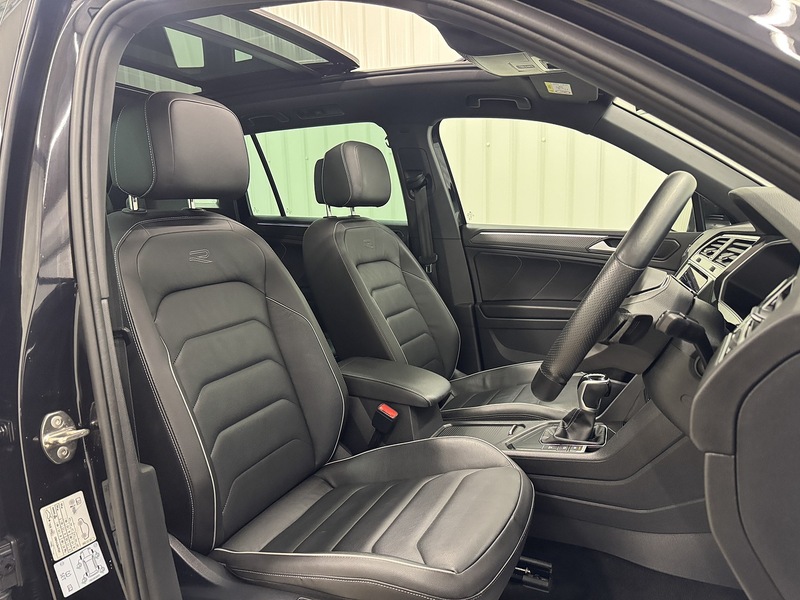 Volkswagen Tiguan 1.5 TSI R-Line SUV 5dr Petrol DSG Euro 6 (s/s) (150 ps) - U119695