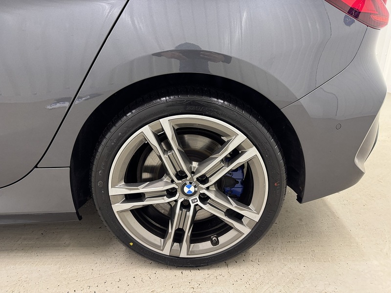 BMW 1 Series 2.0 M135i Hatchback 5dr Petrol Auto xDrive Euro 6 (s/s) (306 ps) - U119697