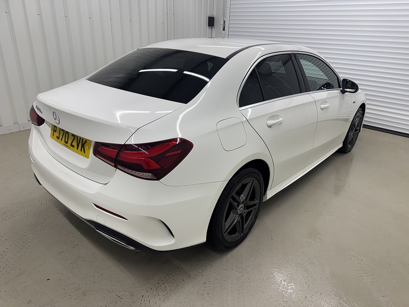 Mercedes-Benz A Class 1.3 A250e 15.6kWh AMG Line 8G-DCT Euro 6 (s/s) 4dr - U119698