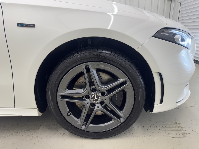 Mercedes-Benz A Class 1.3 A250e 15.6kWh AMG Line 8G-DCT Euro 6 (s/s) 4dr - U119698