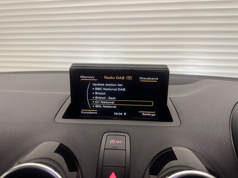 Audi A1 1.4 TFSI CoD Black Edition Sportback 5dr Petrol S Tronic Euro 6 (s/s) (150 ps) - U119699