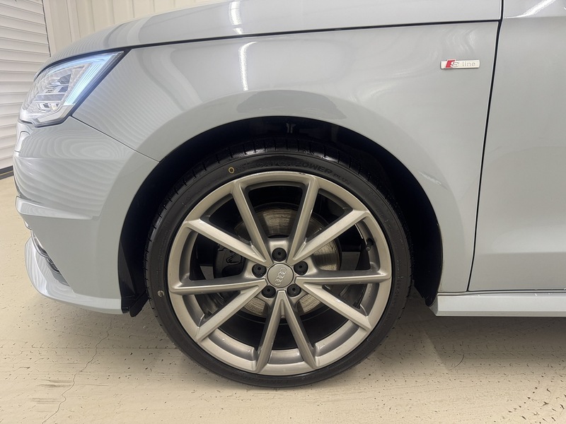 Audi A1 1.4 TFSI CoD Black Edition Sportback 5dr Petrol S Tronic Euro 6 (s/s) (150 ps) - U119699