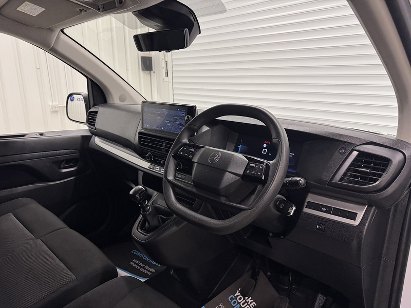 Citroen Dispatch 1.5 BlueHDi Driver XL Panel Van 6dr Diesel Manual LWB Euro 6 (s/s) (120 ps) - U119712