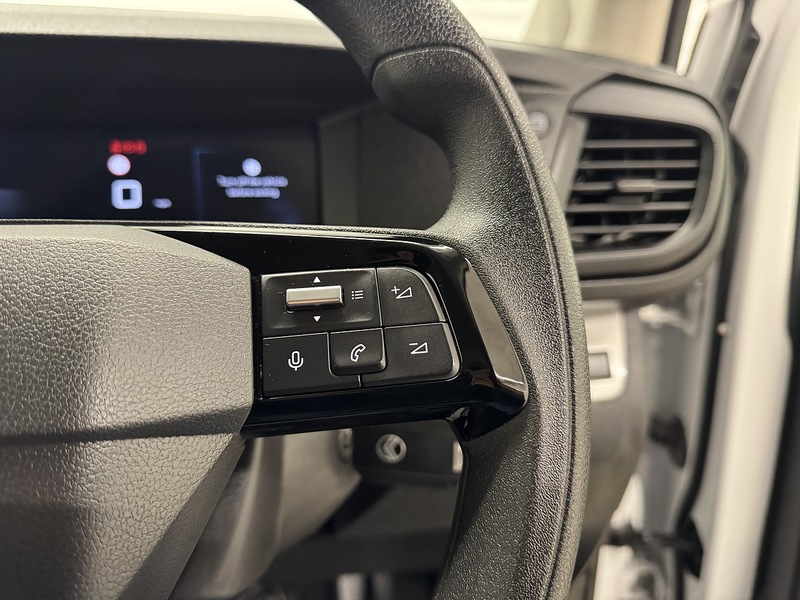 Citroen Dispatch 1.5 BlueHDi Driver XL Panel Van 6dr Diesel Manual LWB Euro 6 (s/s) (120 ps) - U119712