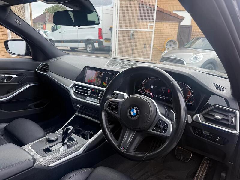 BMW 3 Series 2.0 330i M Sport Touring 5dr Petrol Auto Euro 6 (s/s) (258 ps) - U119713