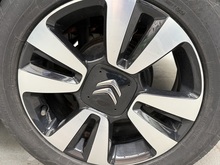 Citroen C3 2018 PureTech Flair - Thumb 29