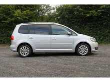 Volkswagen Touran Se Tsi Dsg 