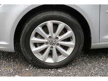 Volkswagen Touran Se Tsi Dsg 