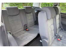 Volkswagen Touran Se Tsi Dsg 