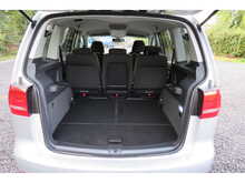 Volkswagen Touran Se Tsi Dsg 