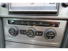 Volkswagen Golf S Tsi Bluemotion Technology Dsg 