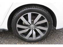 Volkswagen Touran R Line Tsi Bluemotion Technology Dsg 