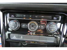 Volkswagen Touran R Line Tsi Bluemotion Technology Dsg 