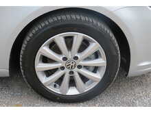 Volkswagen Touran Se Tsi Dsg 