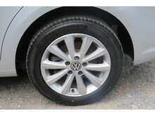 Volkswagen Touran Se Tsi Dsg 