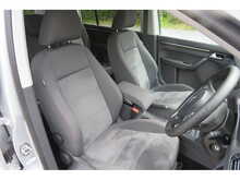 Volkswagen Touran Se Tsi Dsg 