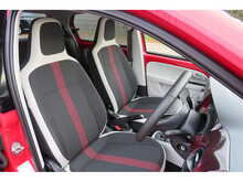 Volkswagen Up High Up Bluemotion Technology 