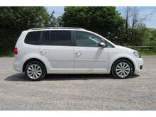 Volkswagen Touran Se Tsi Dsg 