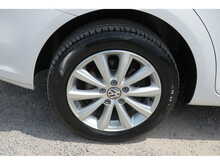 Volkswagen Touran Se Tsi Dsg 