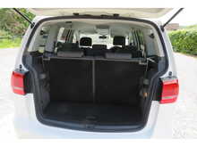 Volkswagen Touran Se Tsi Dsg 