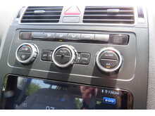 Volkswagen Touran Se Tsi Dsg 