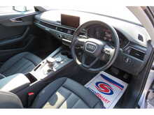 Audi A4 AVANT TFSI Quattro Sport 