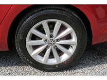 Volkswagen Golf S Tsi Bluemotion Technology Dsg 