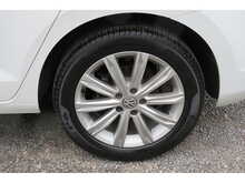 Volkswagen Touran Sel Tsi Bluemotion Technology Dsg 