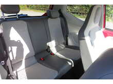 Volkswagen UP Up By Beats Bluemotion Technology 