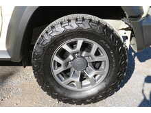 Suzuki Jimny SZ5 Turbo 