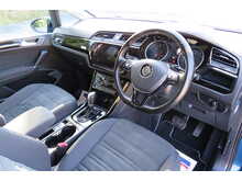 Volkswagen Touran Sel Tsi Bluemotion Technology Dsg 