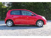 Volkswagen Up High Up bluemotion Technology 