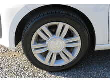 Volkswagen Up High Up Bluemotion Technology 