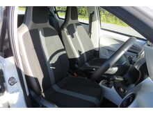 Volkswagen Up High Up Bluemotion Technology 