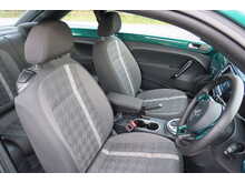 Volkswagen Beetle Design Tsi Dsg 