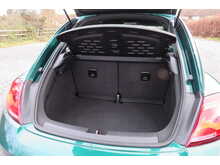 Volkswagen Beetle Design Tsi Dsg 