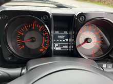 Suzuki Jimny Nomade SZ5 