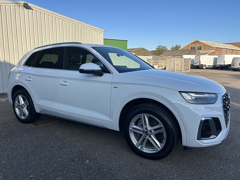 Audi Q5 TFSI S line - U28901