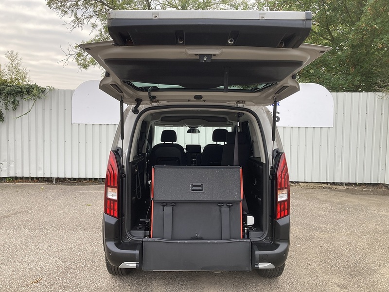 Peugeot Rifter  - U28935