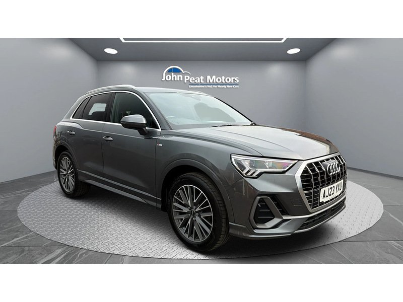 Audi Q3 TFSI CoD S line - U29256