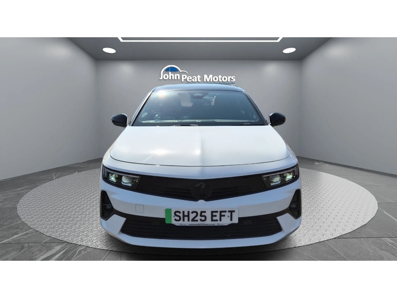 Vauxhall Astra Electric Ultimate - U29417