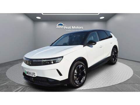 Vauxhall Grandland Electric 1.2 e-Hybrid Summit SUV 5dr Petrol Hybrid e-DCT Euro 6 (s/s) (100 ps)